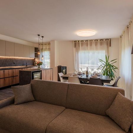 Area Apartments Madonna Di Campiglio Exterior photo